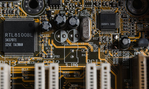 The Future of Electronics: How AI is Revolutionizing Electronic Components